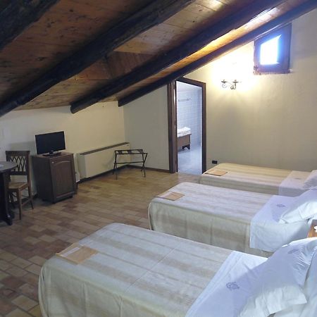 Castello Di Altomonte Hotell Eksteriør bilde